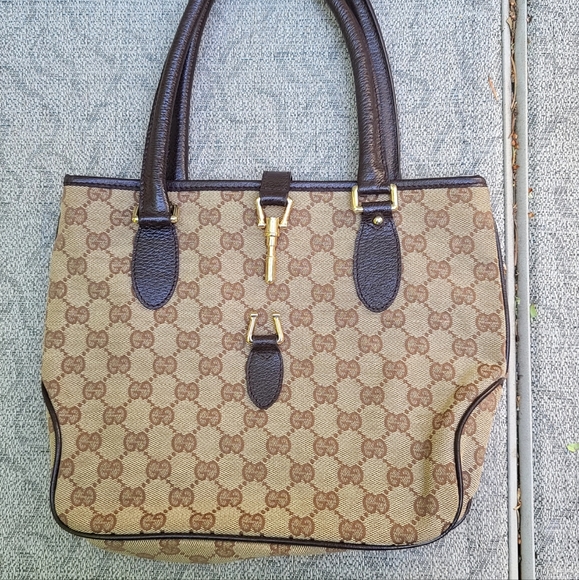 💗HOST PICK! Gucci tan logo AUTHENTIC medium handbag missing front lock - Picture 6 of 11